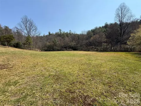 128 Morgan Mountain Rd, Rosman, NC 28772
