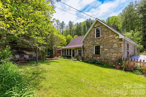 1492 Murray Rd, Canton, NC 28716