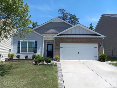 5108 Briscoe Dr, Charlotte, NC 28214