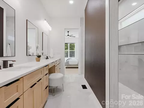 Bath - 511 Fowler Rd, Monroe, NC 28110 photo 4 of 10