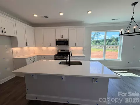 Kitchen - 126 Pointer Trl, Troutman, NC 28166 photo 2 of 2