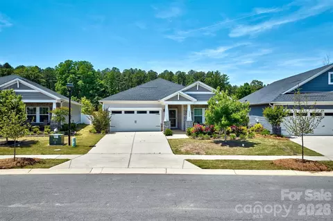 9244 Dunwich Dr, Gastonia, NC 28056