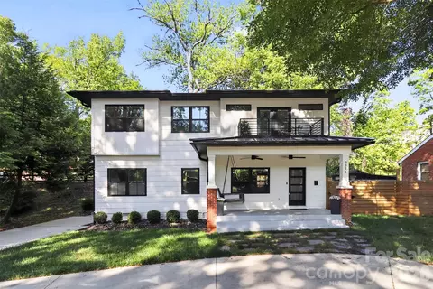5026 Buckingham Dr, Charlotte, NC 28209