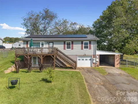 Exterior - 84 Candlelight Cir, Clyde, NC 28721 photo 7 of 7