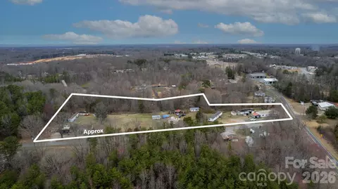 116 Lipe Rd, Troutman, NC 28166