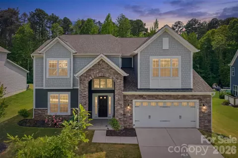 7202 Glenroe Dr, Huntersville, NC 28078