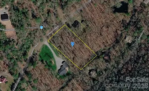 650 Compass Creek Dr, Hayesville, NC 28904