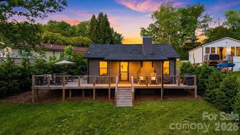 873 Pine Tree Rd, Taylorsville, NC 28681