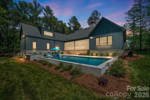 6223 Chimney Bluff Rd, Lancaster, SC 29720