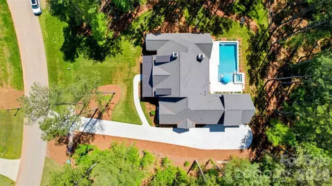 6223 Chimney Bluff Rd, Lancaster, SC 29720