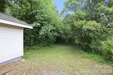 3100 Avalon Ave, Charlotte, NC 28208