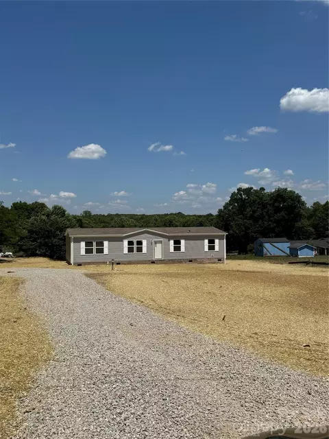 9526 Caycee Dr, Davidson, NC 28036