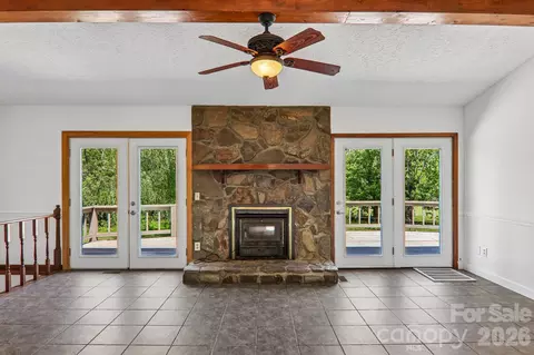 Living - 48 Chambers View Dr, Clyde, NC 28721 photo 1 of 4