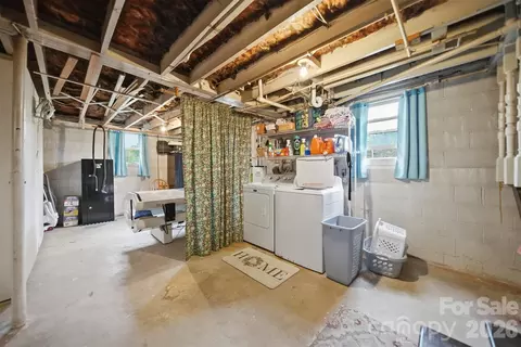 Other - 1329 33rd Se St SE, Conover, NC 28613 photo 5 of 11