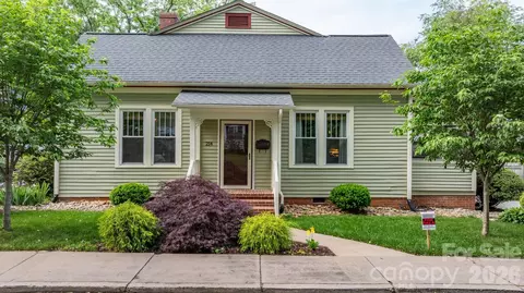 214 Webb St, Statesville, NC 28677