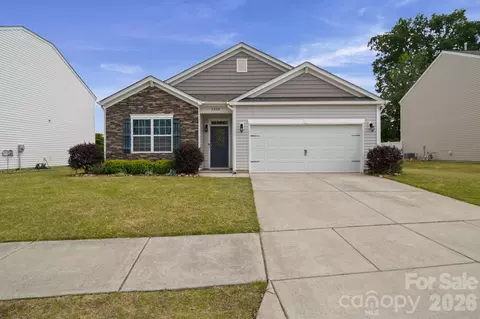 2228 Apple Glen Ln, Charlotte, NC 28269
