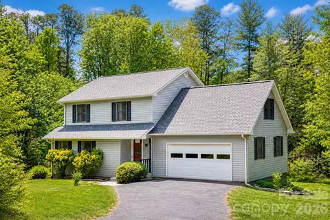 3 Crooked Creek Dr, Asheville, NC 28804
