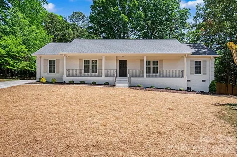 7806 Snowden Ln, Charlotte, NC 28270