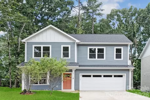 9222 Pinenoll Ln, Charlotte, NC 28215