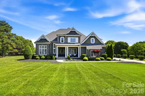 147 Torrence Chapel Rd, Mooresville, NC 28117