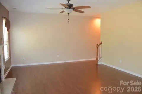 Living - 2007 Streamlet Way, Monroe, NC 28110 photo 5 of 7