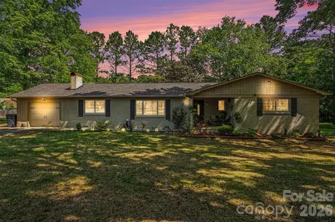 3950 Rocky River Pl, Harrisburg, NC 28075
