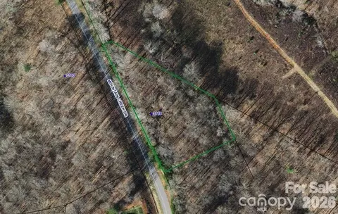 3118 Mountain Creek Dr, Sherrills Ford, NC 28673
