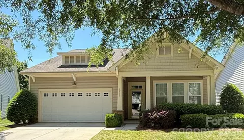 4232 Sourwood Ct, Fort Mill, SC 29707