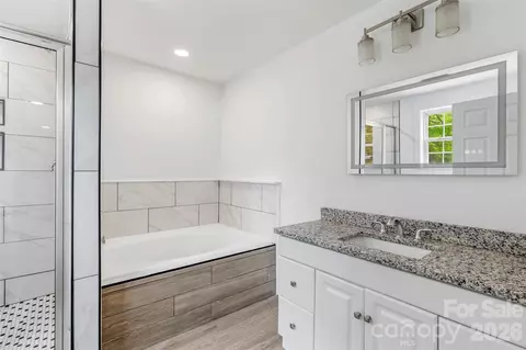 Bath - 2480 Artz Rd, Salisbury, NC 28146 photo 2 of 2