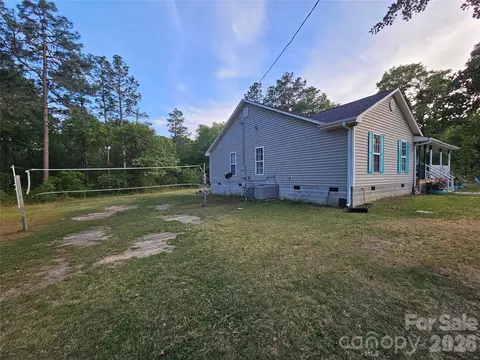 Exterior - 16318 Sc Hwy 102 Hwy, Patrick, SC 29584 photo 4 of 4