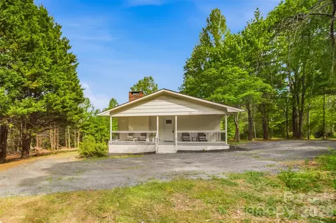 1335 Little Mountain Rd, Columbus, NC 28722