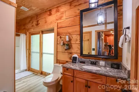 Bath - 347 Valleyview Dr, Bostic, NC 28018 photo 1 of 2