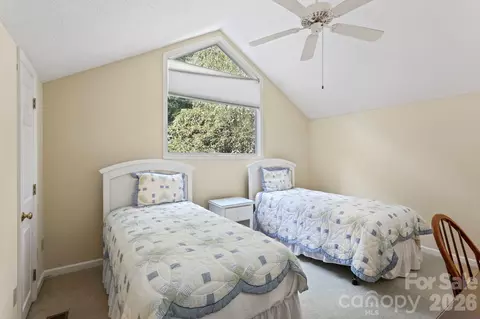 Bedroom - 320 Dawnbrook Dr, Flat Rock, NC 28731 photo 5 of 10