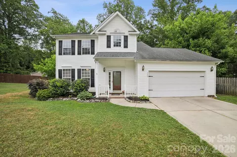 226 Misty Arbor Ln, Mooresville, NC 28117