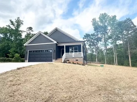 941 Jackson Rd, Fort Lawn, SC 29714