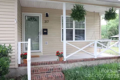 317 Devine Ave, Belmont, NC 28012
