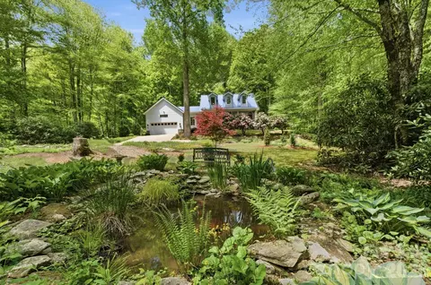 438 Serenity Mountain Rd, Waynesville, NC 28786