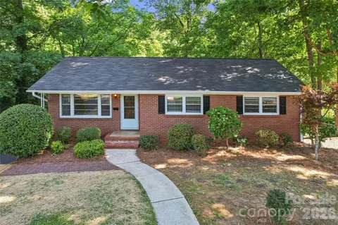 2227 Wensley Dr, Charlotte, NC 28210