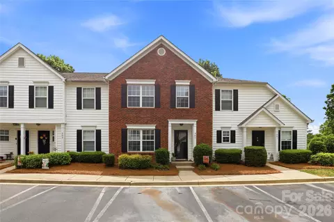 903 Heritage Pkwy, Fort Mill, SC 29715