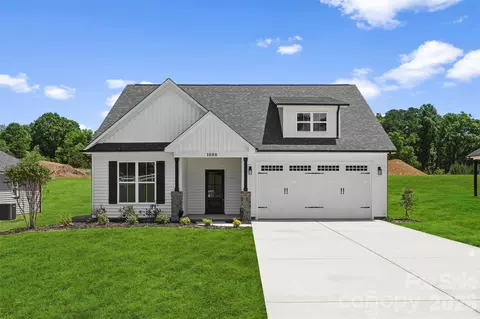 1008 Speight Rd, Albemarle, NC 28001