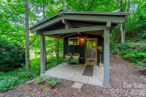 Exterior - 75 Mountain View Rd, Sylva, NC 28779 photo 9 of 10