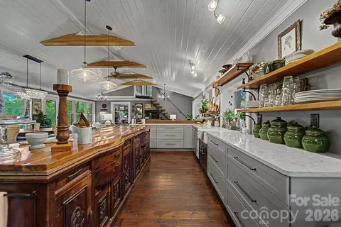 Kitchen - 75 Mountain View Rd, Sylva, NC 28779 photo 2 of 4