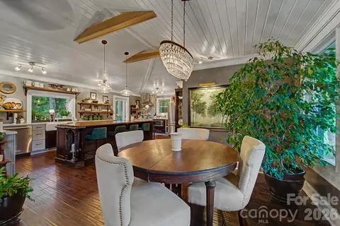Dining - 75 Mountain View Rd, Sylva, NC 28779 photo 1 of 1