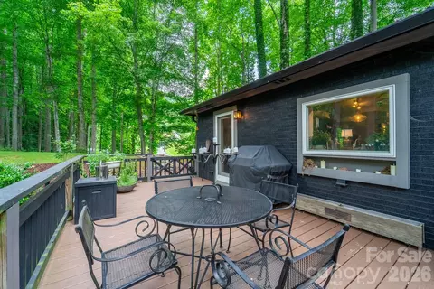 Exterior - 75 Mountain View Rd, Sylva, NC 28779 photo 7 of 10
