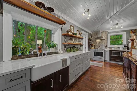 Kitchen - 75 Mountain View Rd, Sylva, NC 28779 photo 3 of 4