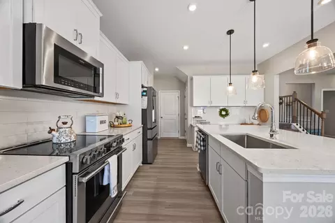 Kitchen - 526 Ardsley Dr, Locust, NC 28097 photo 2 of 3
