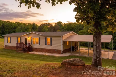 207 Mount Wesley Church Rd, Hiddenite, NC 28636