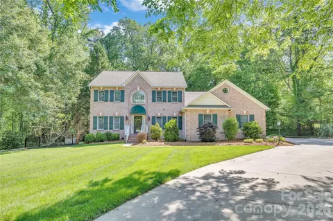 106 Mist Valley Dr, Salisbury, NC 28146