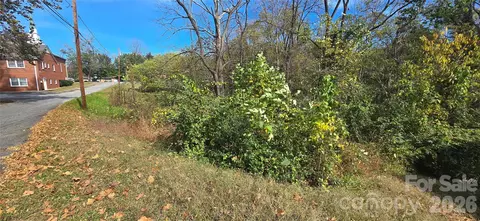 520 Healan Nw Pl NW, Lenoir, NC 28645