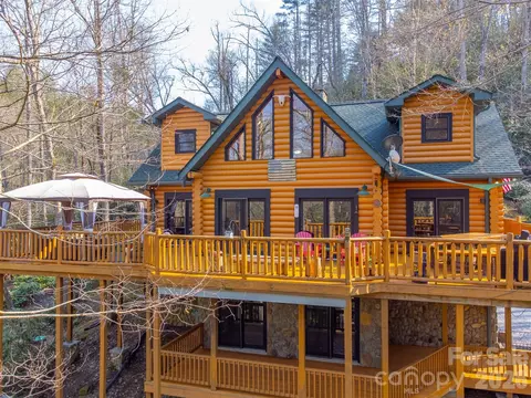 91 Double Springs Rd, Almond, NC 28702